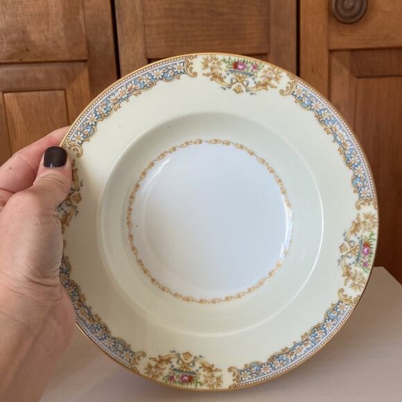 Vintage Noritake Pattern RO2 Soup Bowls, Set of 4 - Picture 4 of 12